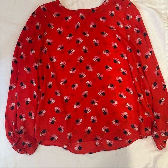 LOFT Red Floral Blouse - Picture 4 of 6